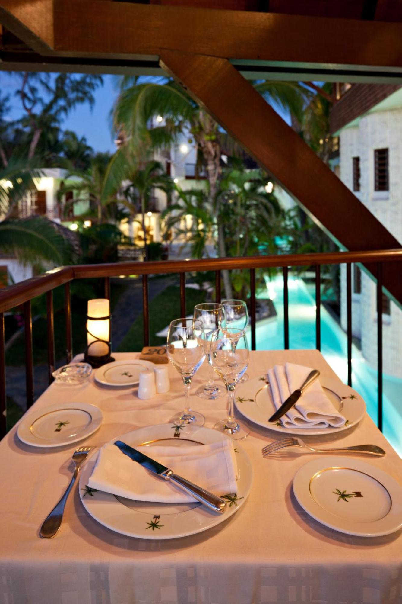 Le Saint Alexis **** Hotel & Spa Bagian luar foto
