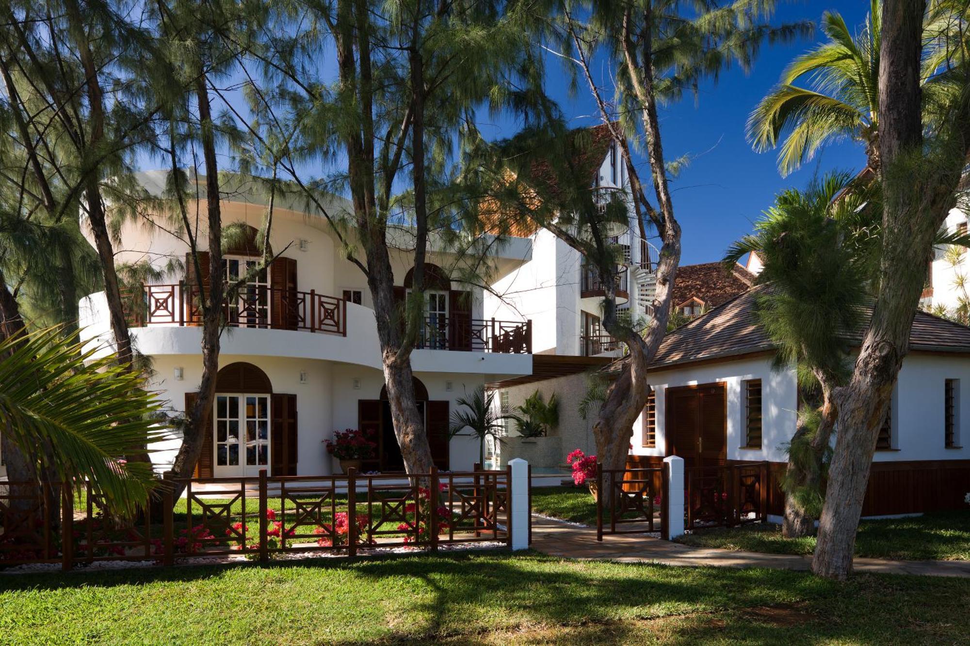 Le Saint Alexis **** Hotel & Spa Bagian luar foto